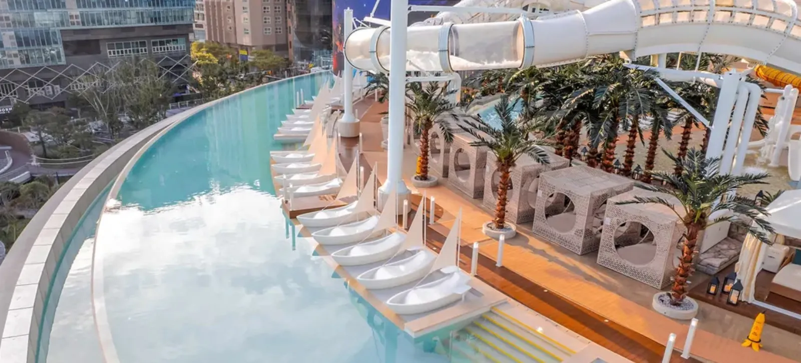 CLUBD OASIS 空中水上SPA樂園