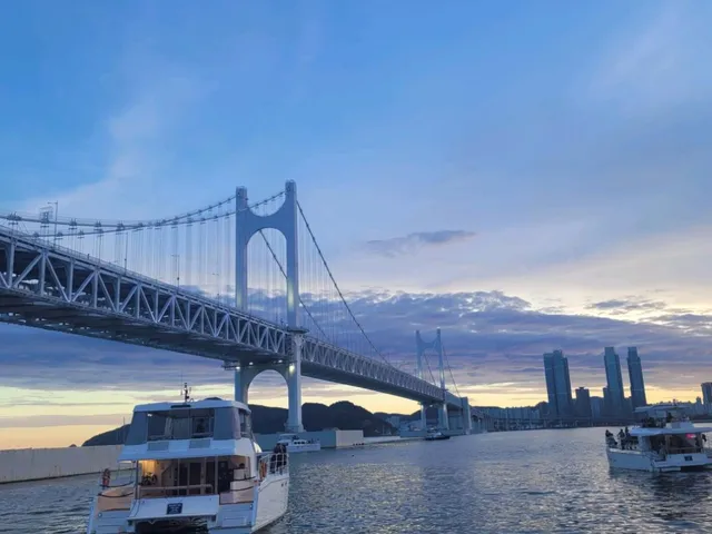 海雲台・廣安里遊艇之旅（GoGo Yacht）