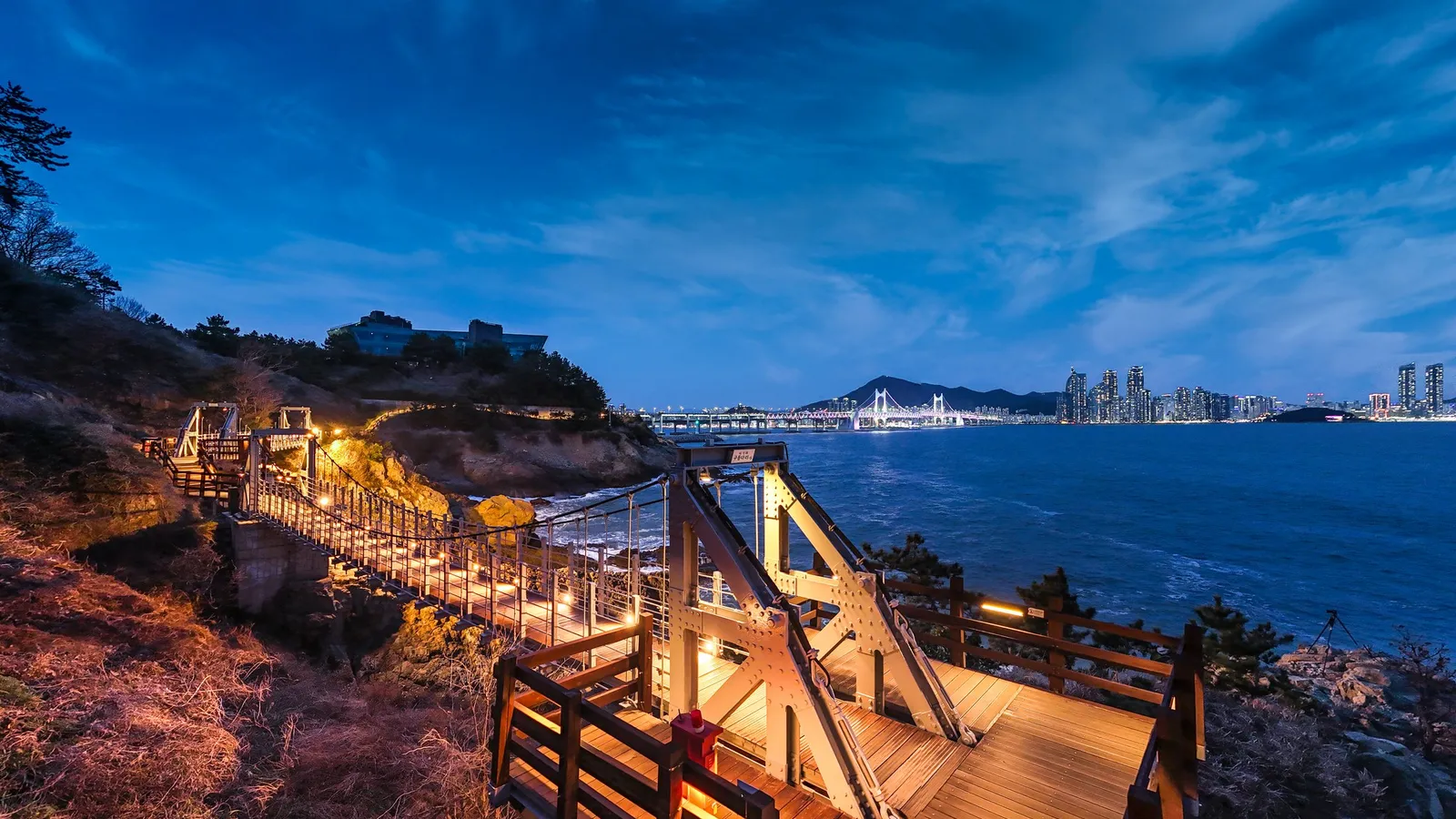 Night view from the Igidae coastal trail