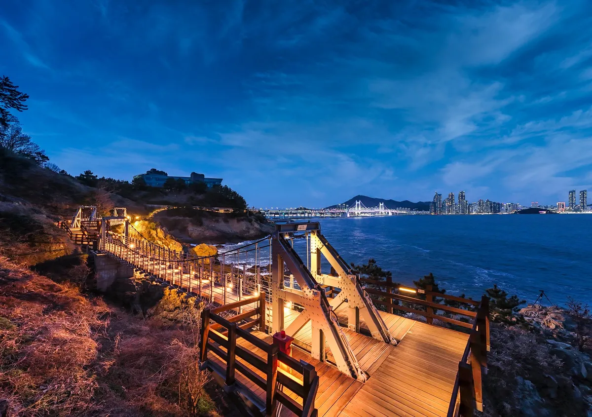 Night view from the Igidae coastal trail