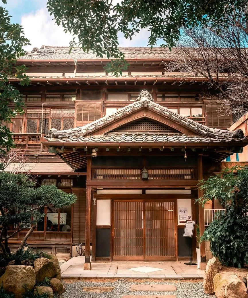Munhwa Gonggam Sujeong's Japanese-style wooden building exterior